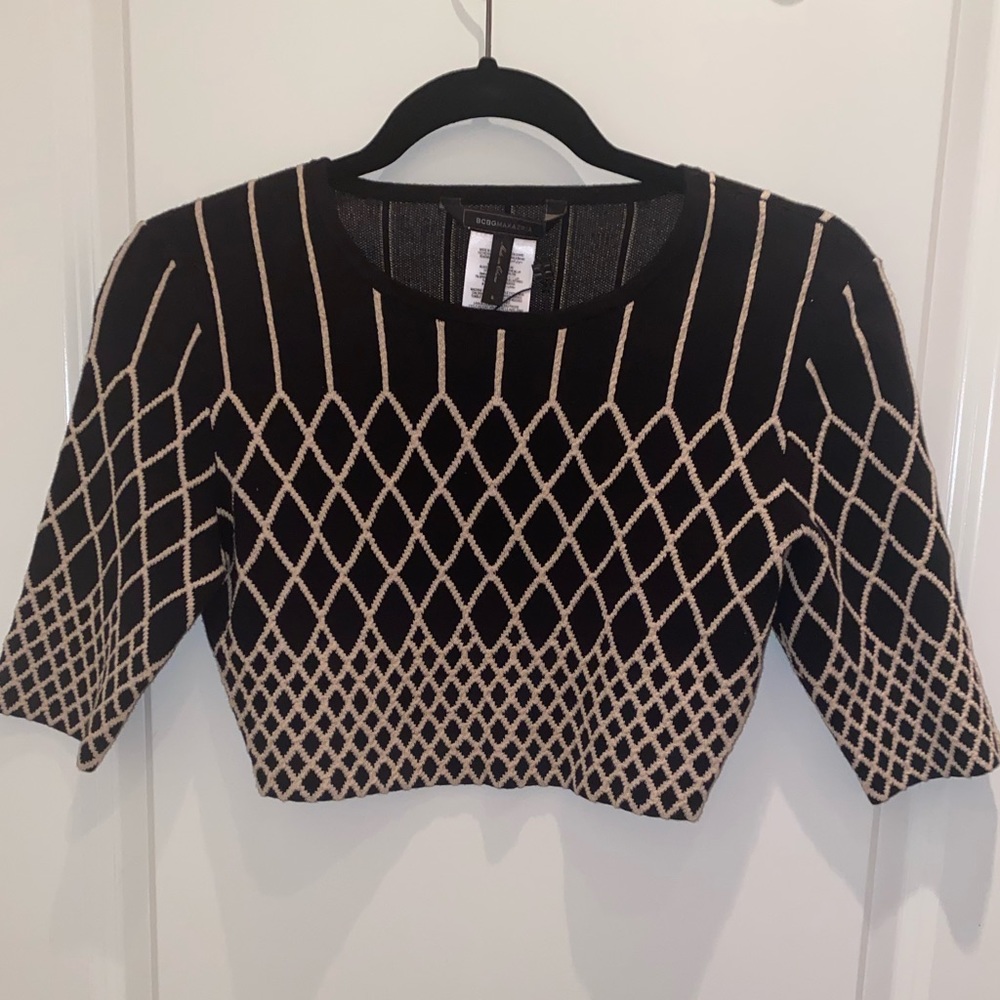 Bcbgmaxazria color block detail black/comb top - Picture 8 of 9